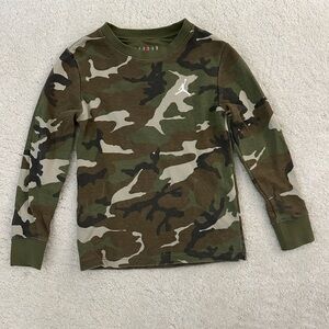Jordan Kids Green Camouflage Long Sleeve Tee Size Small EUC
